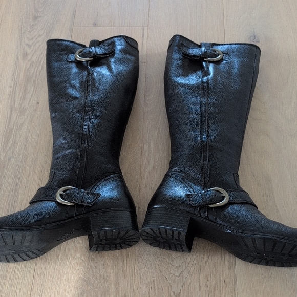 boc Black Heeled Boots - Picture 3 of 9